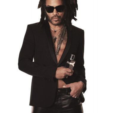 Astro do rock, Lenny Kravitz é a estrela da campanha do novo perfume Y Eau de Parfum, de Yves Saint Laurent Beauté