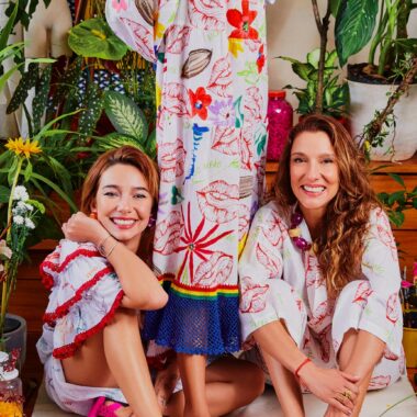 Melissa celebra moda brasileira e lança collab com Isabela e Chica Capeto