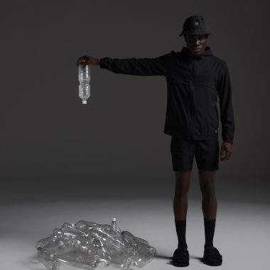 Oriba apresenta coleção para ressignificar o plástico e colocar a moda em um lugar mais sustentável