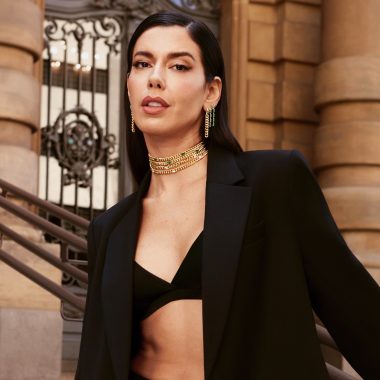 Morana lança campanha com Camila Coutinho