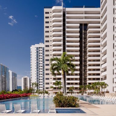 Elos Experience na Ilha Pura: decorado inteligente, atividades de bem-estar, gastronomia e test drive no BYD Dolphin Mini