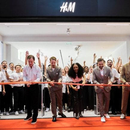 H&M estreia no Brasil com loja física e online