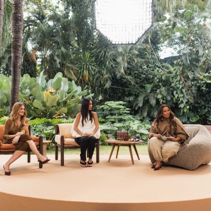 Com Silvia Braz, Ingrid Guimarães e Dani Rudz, Arezzo promove talk show sobre maternidade, vida real, moda e identidade