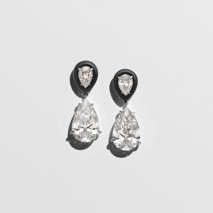 Meryl Streep usa joias da marca brasileira Sauer na première de O Diabo Veste Prada 2 em Londres