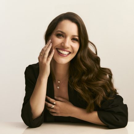 Nathalia Dill é a embaixadora do Renove 2026, campanha de troca Ouro da Monte Carlo Joias
