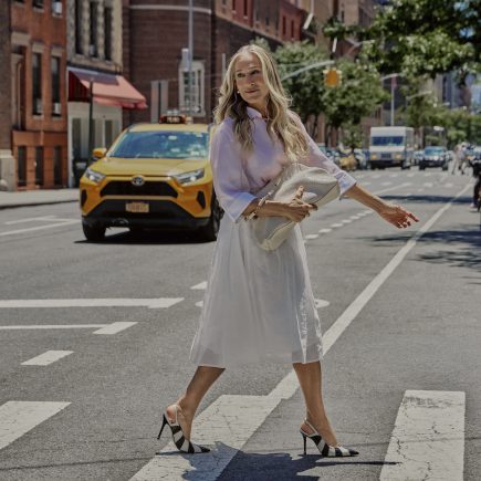 Sarah Jessica Parker: confira fotos exclusivas de backstage da nova microssérie da Arezzo